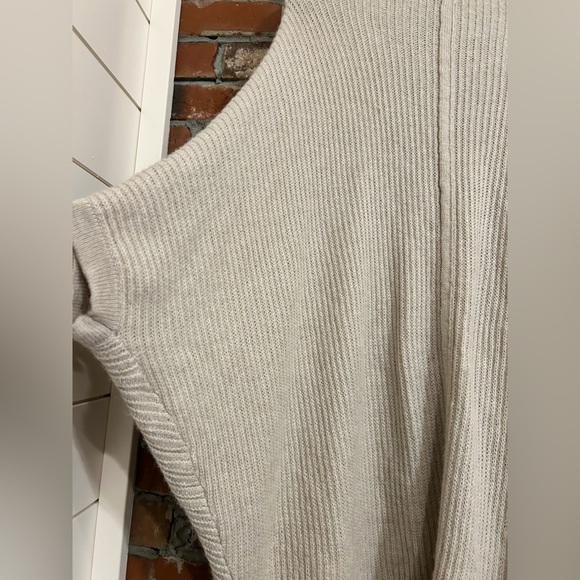 Lane Bryant Cable Knit Wool Sweater Cardigan Size 14/16 - Picture 3 of 4